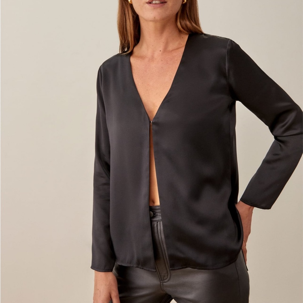 Reformation Clementina Silk Top in Black, size XS, NWT